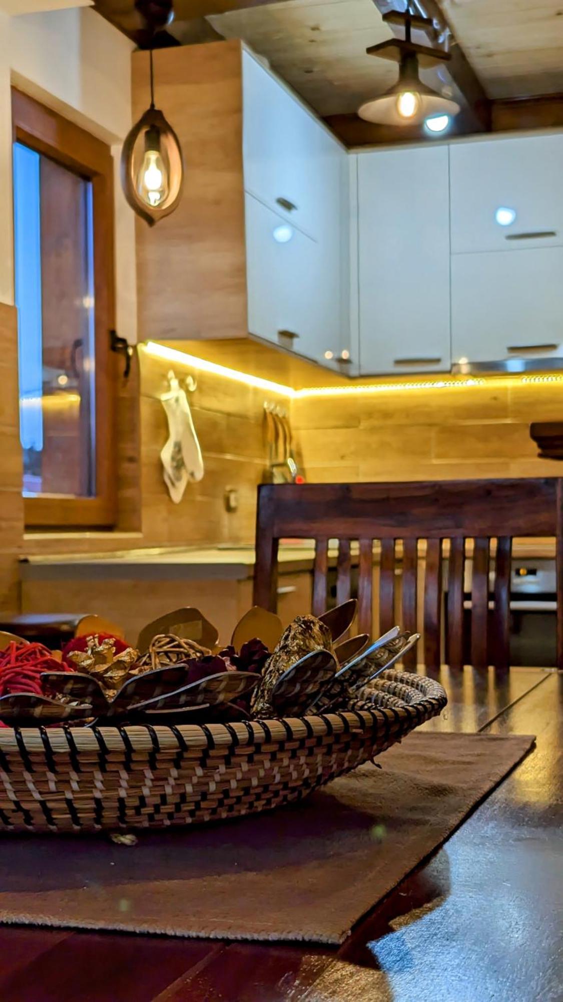 Mountain Haven Deluxe Apartment Zabljak  Ngoại thất bức ảnh