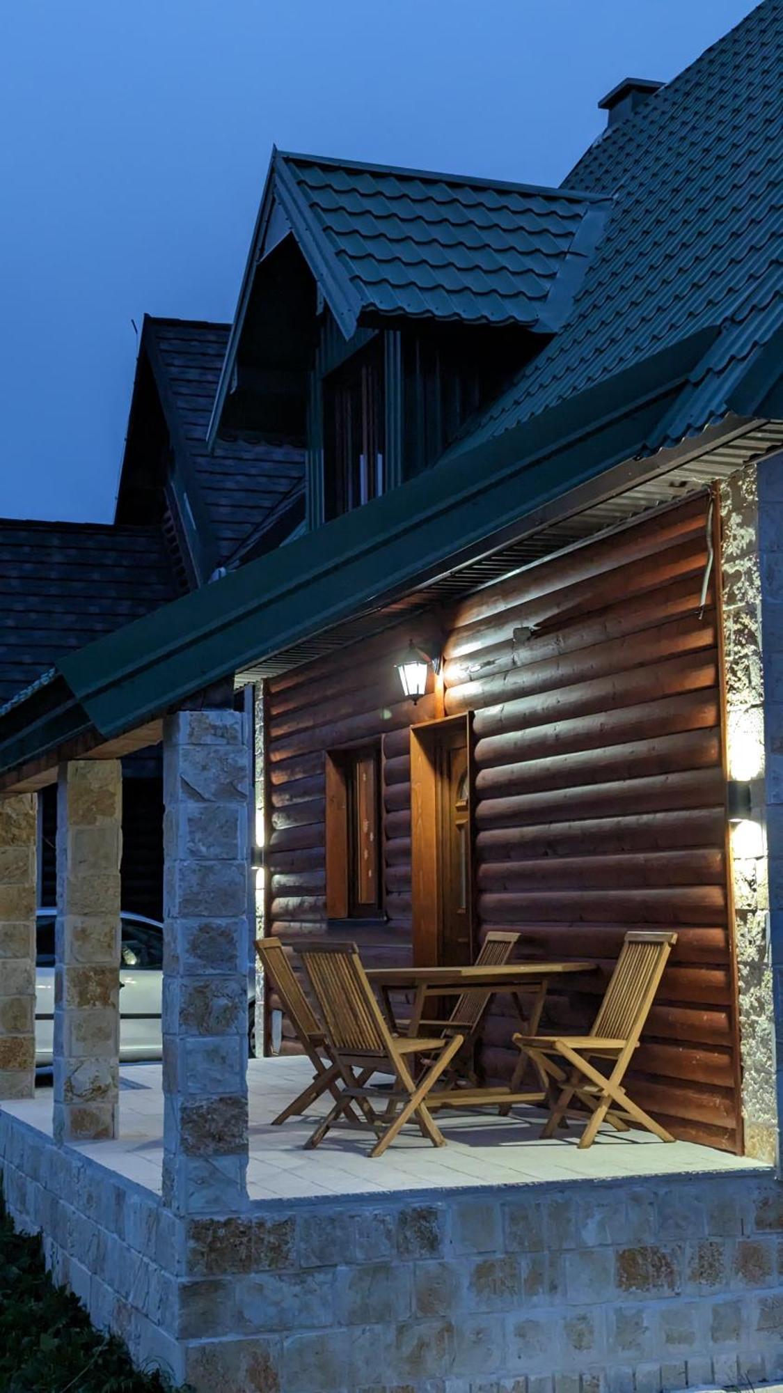 Mountain Haven Deluxe Apartment Zabljak  Ngoại thất bức ảnh
